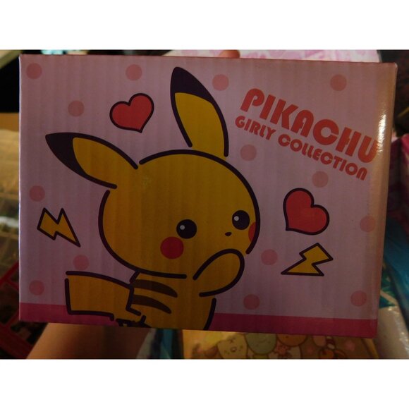 January 2020 Dokidoki Crate With Mug Plush Bracelet And More - Picture 10 of 16